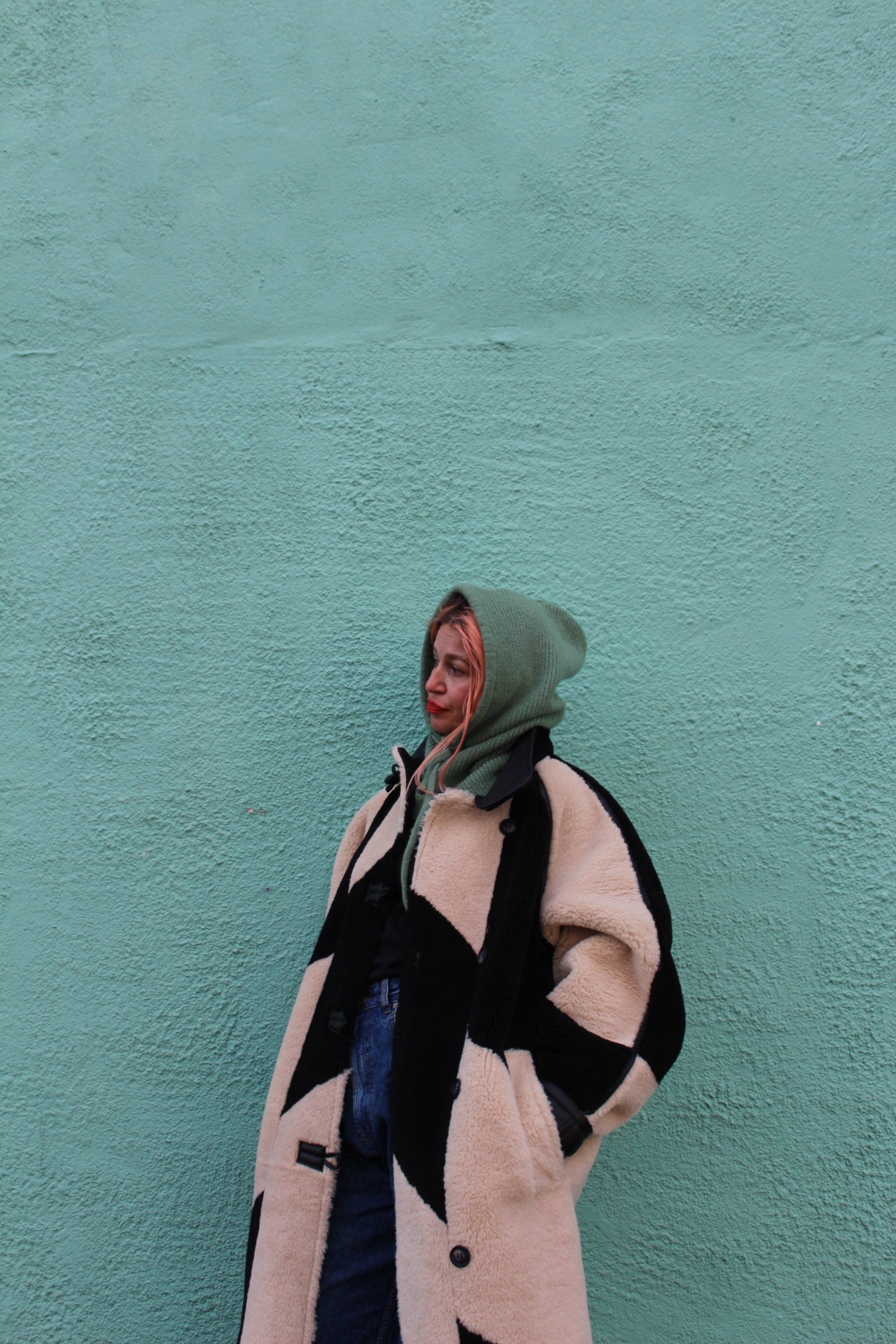 Proud peach silky lined cashmere blend snood in sage