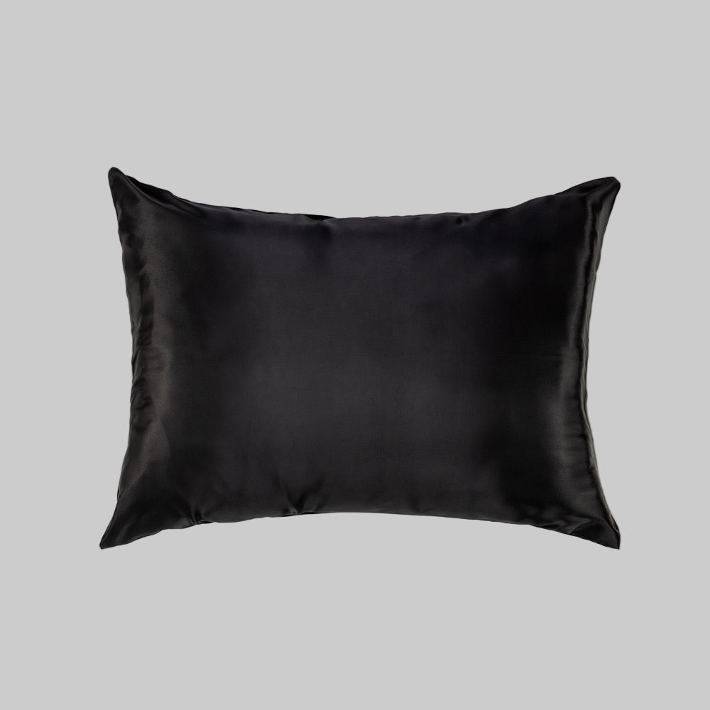 silky pillowcase in black