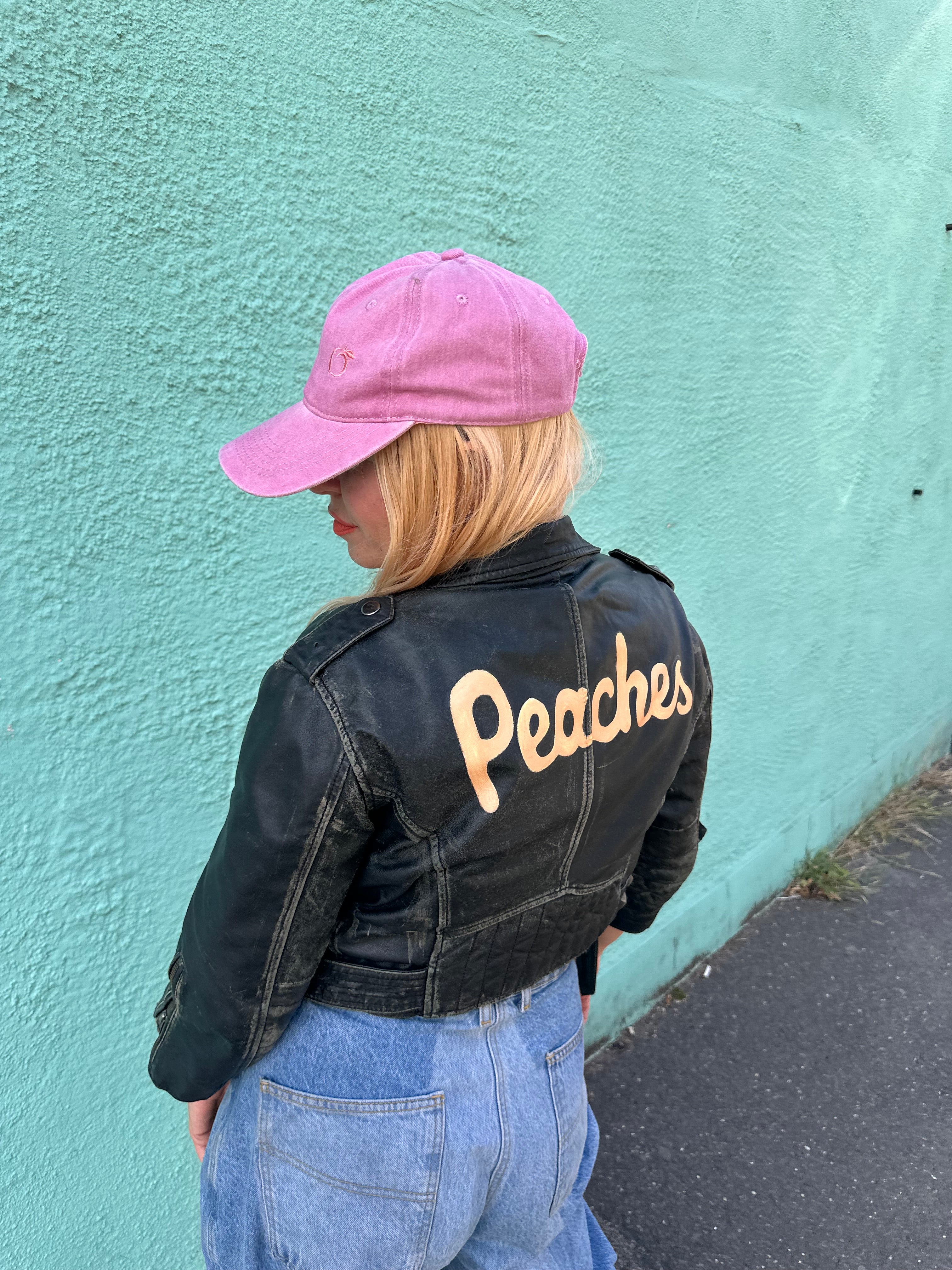 silky lied baseball cap in baby pink
