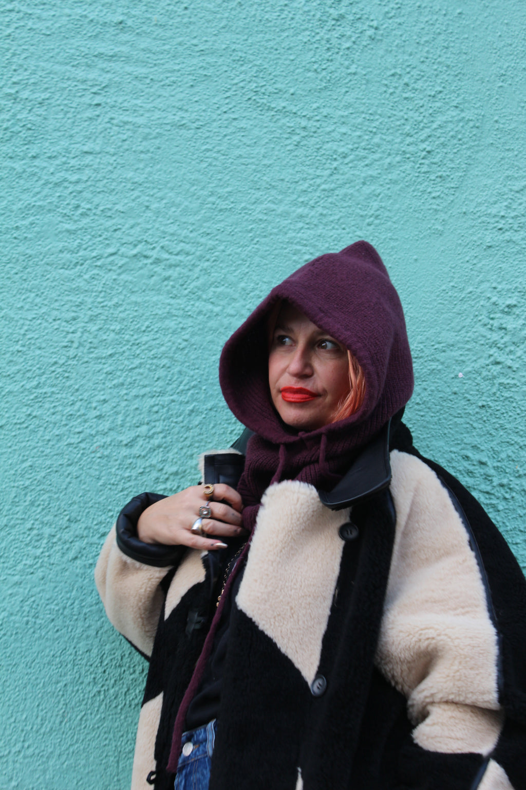 Proud peach silky lined cashmere blend snood in burgandy.  One week turnaround