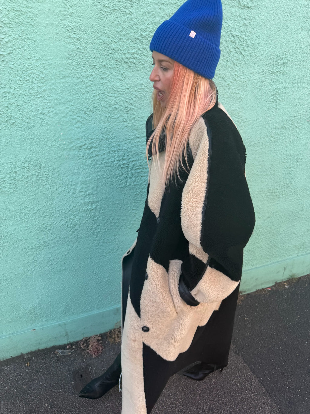 proud peach 100% merino wool silky linede beanie in colbat blue