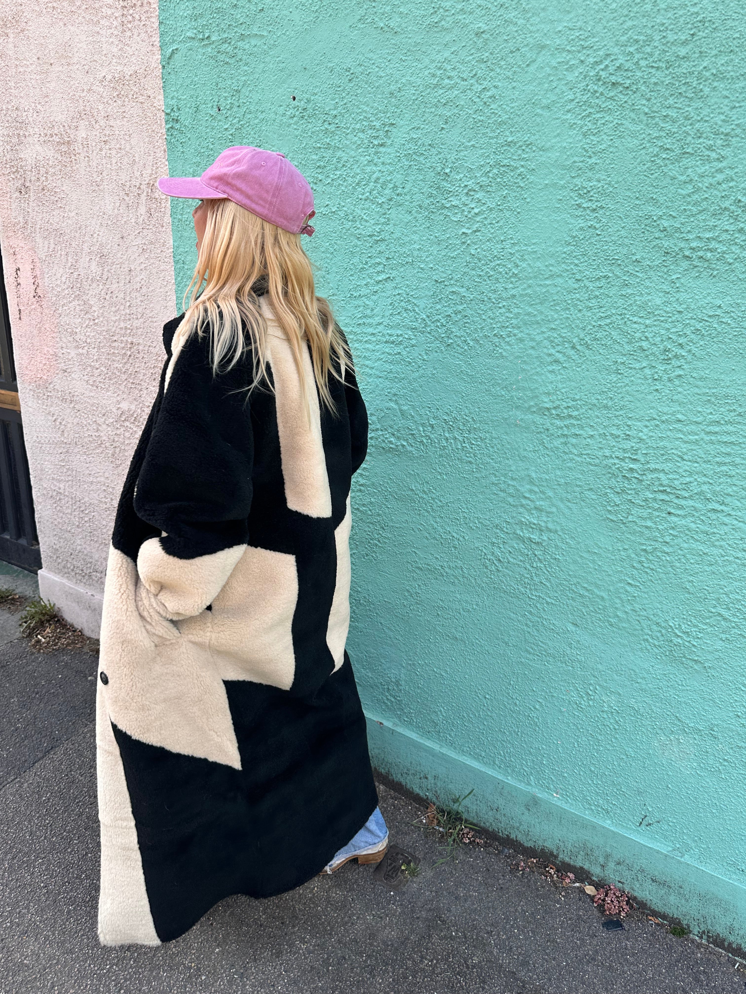 silky lied baseball cap in baby pink