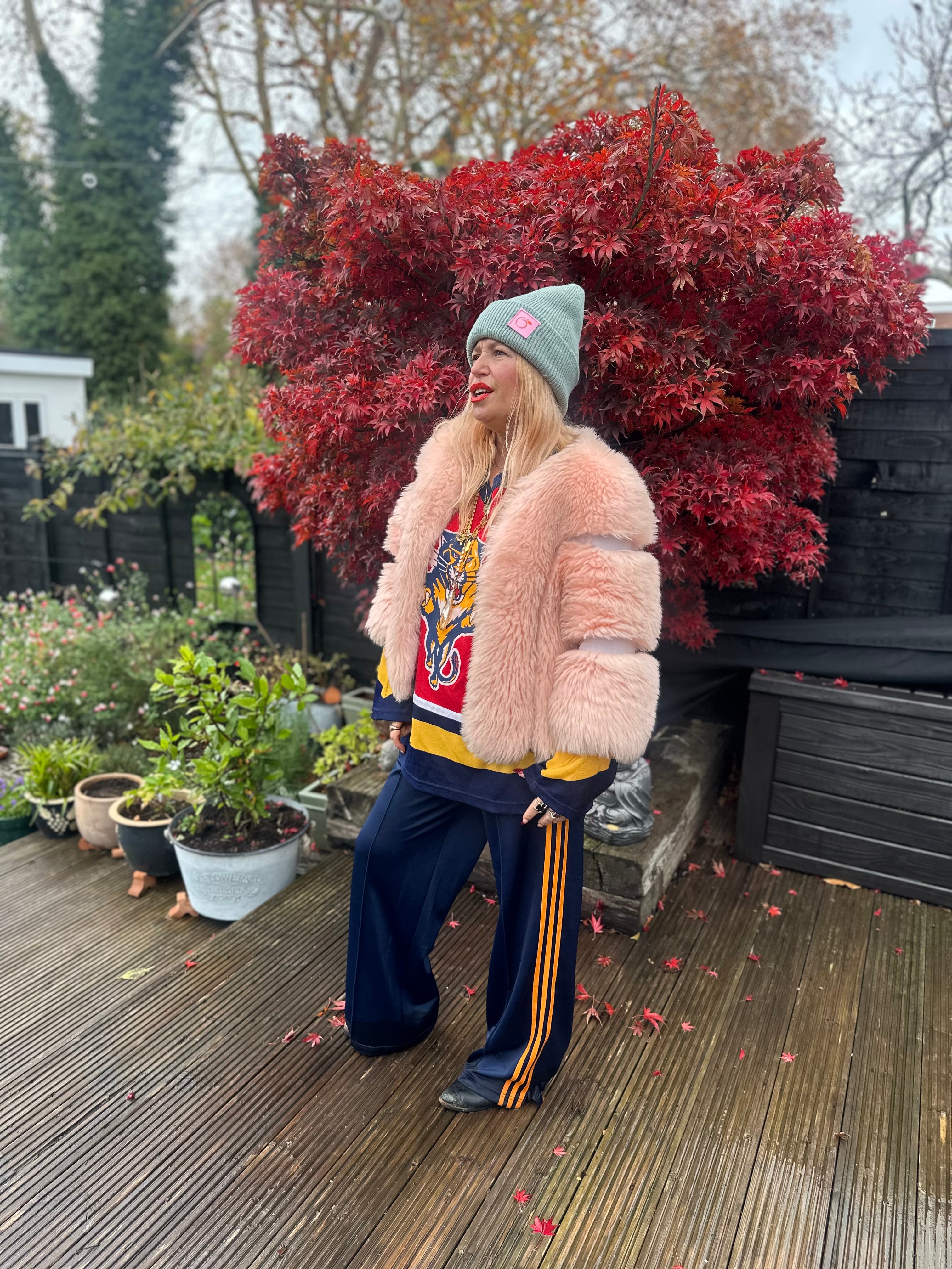 The peachy plush silky lined beanie in sage