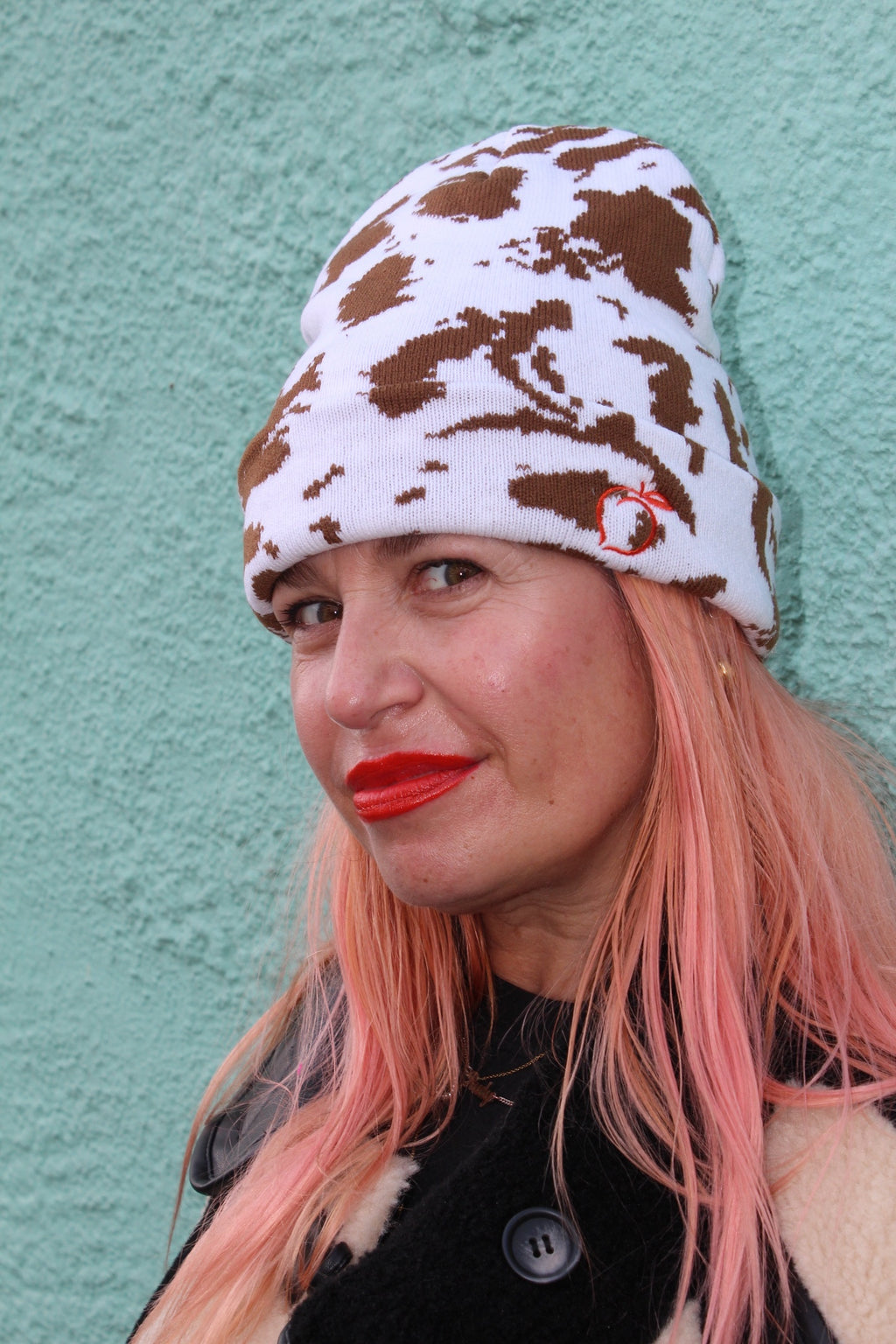 Silky lined beanie in cow print