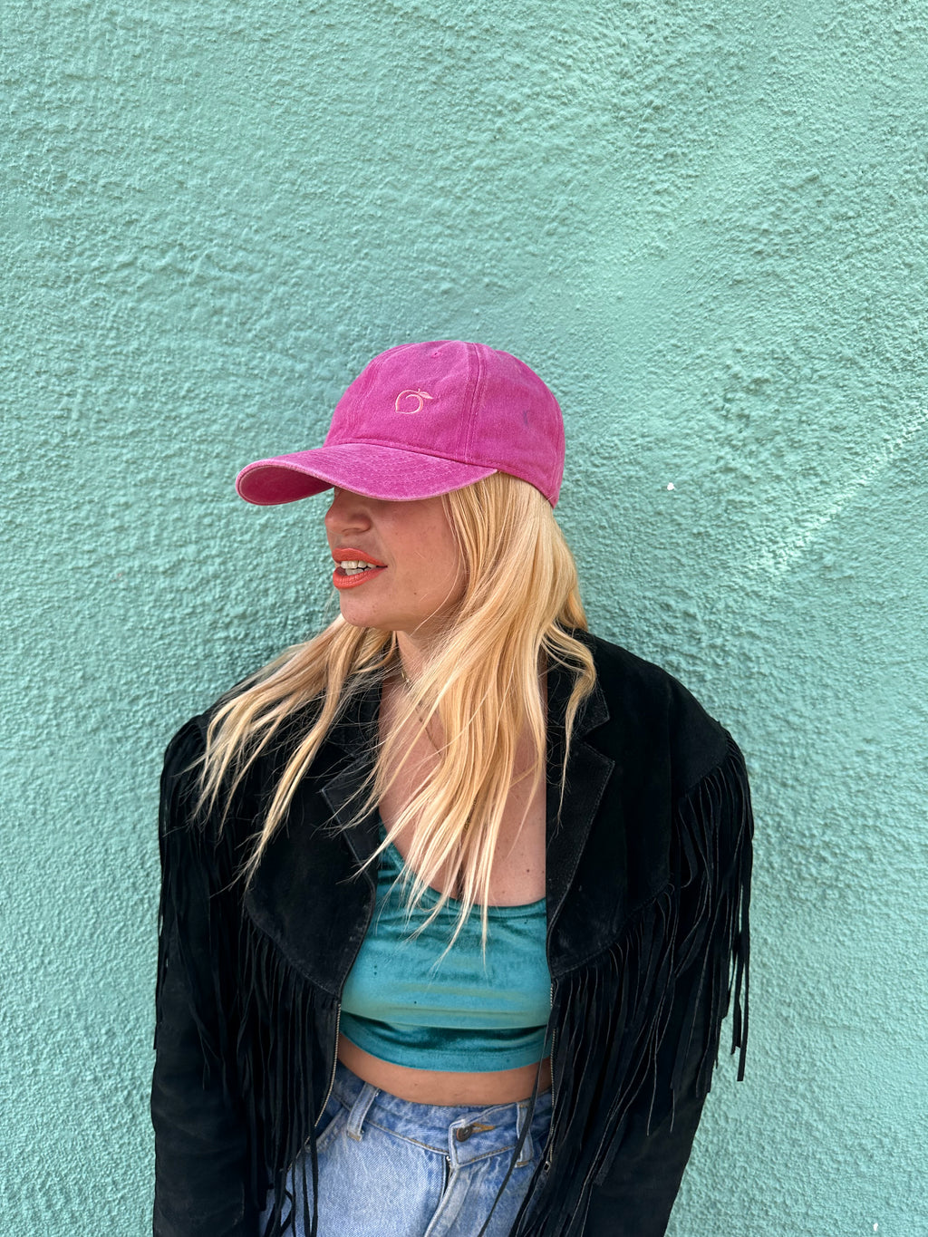 The proud peach relaxed effortlessly cool cap in hot pink SILKY LINED