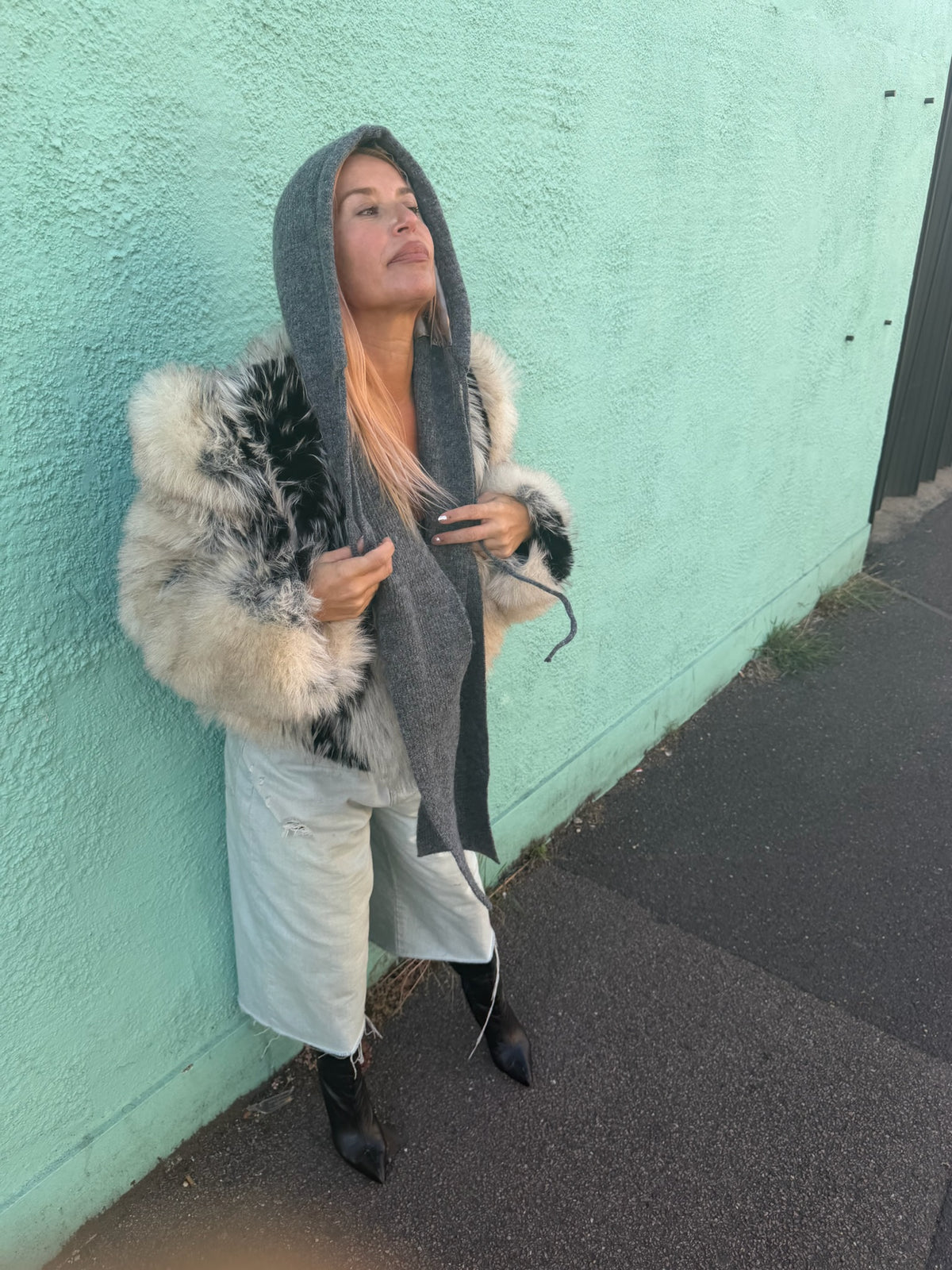 The wool mix silky lined hood scarf in grey