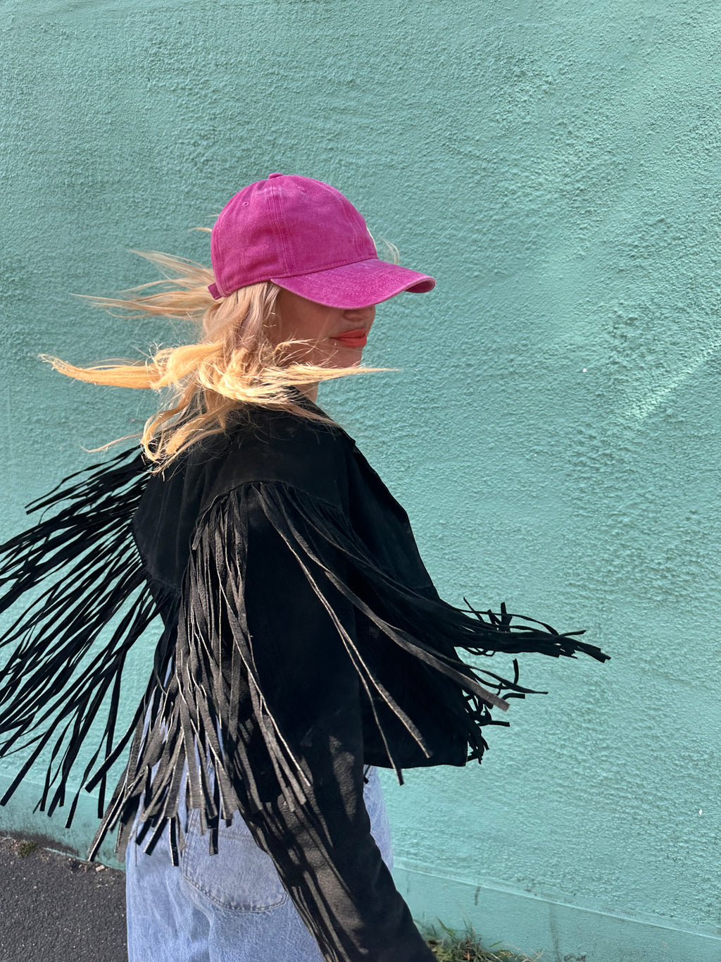 Silky lined baseball cap in hot pink