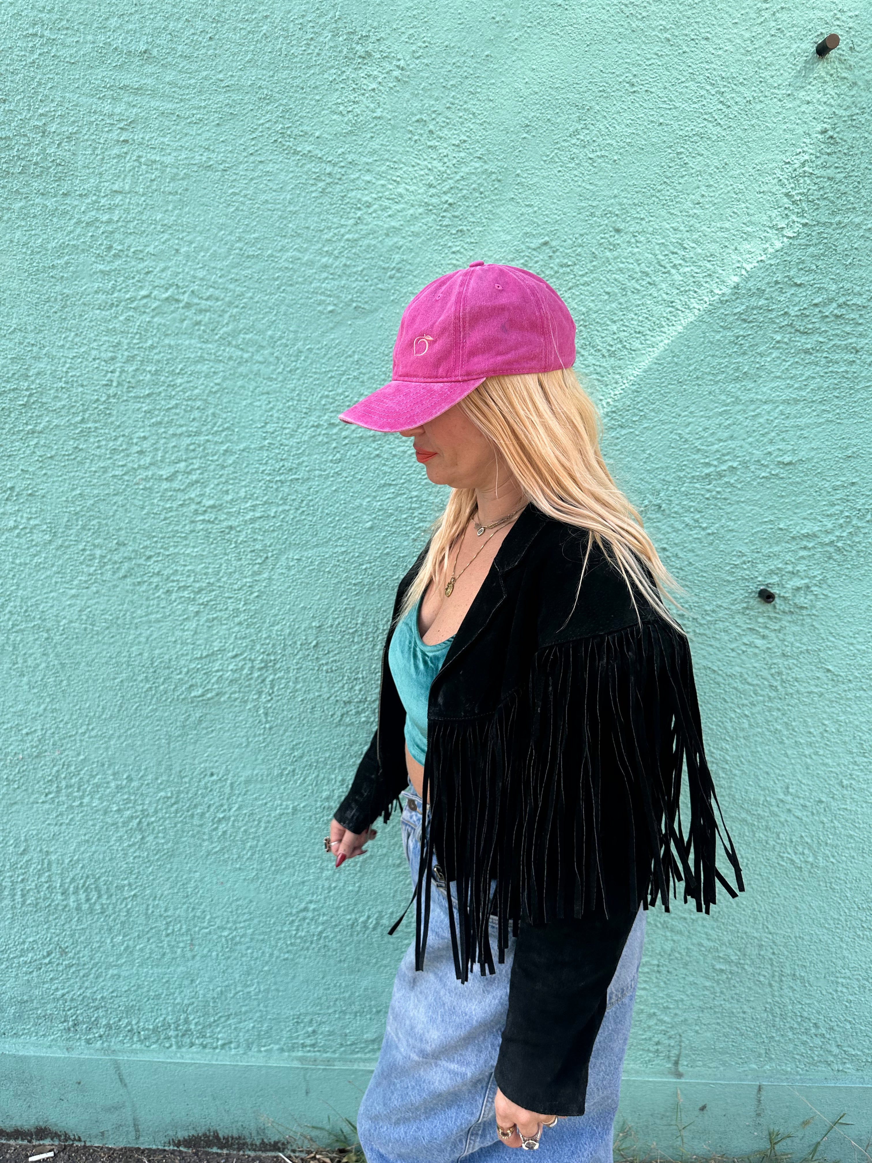 The proud peach relaxed effortlessly cool cap in hot pink SILKY LINED