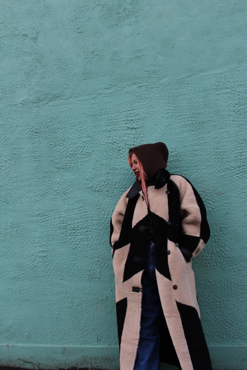 Proud peach silky lined cashmere blend snood in burgandy.  One week turnaround