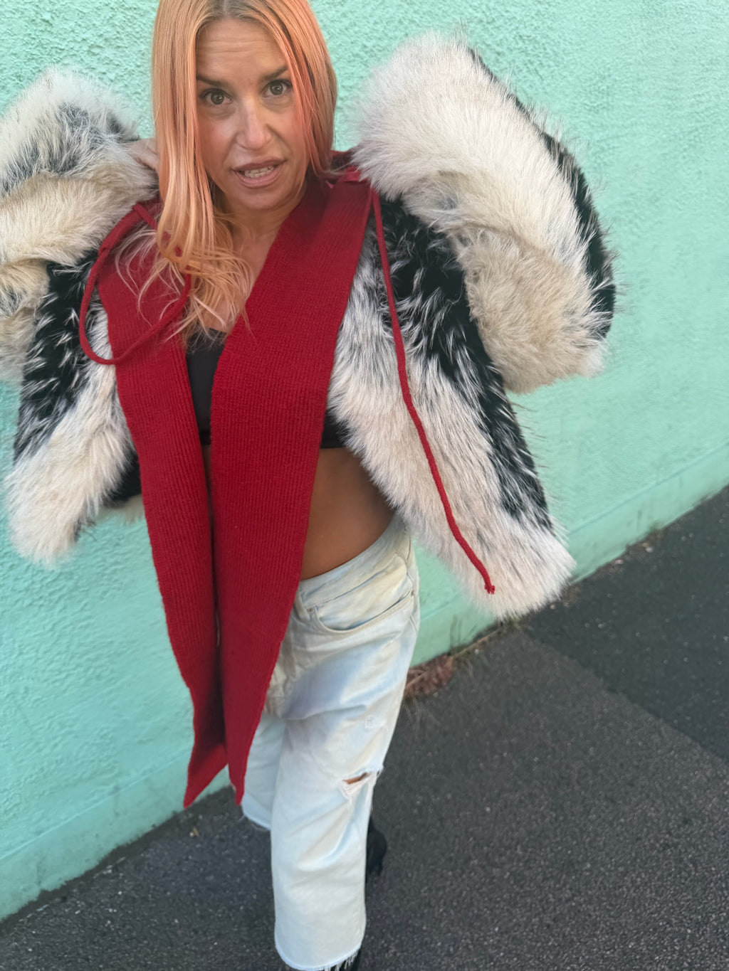 The wool mix Silky Lined Hood Scarf in red