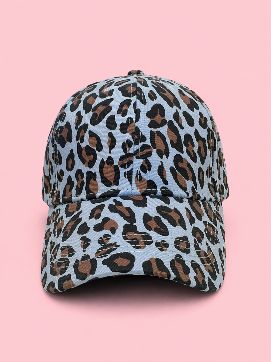 The proud peach silky lined cap in blue leopard