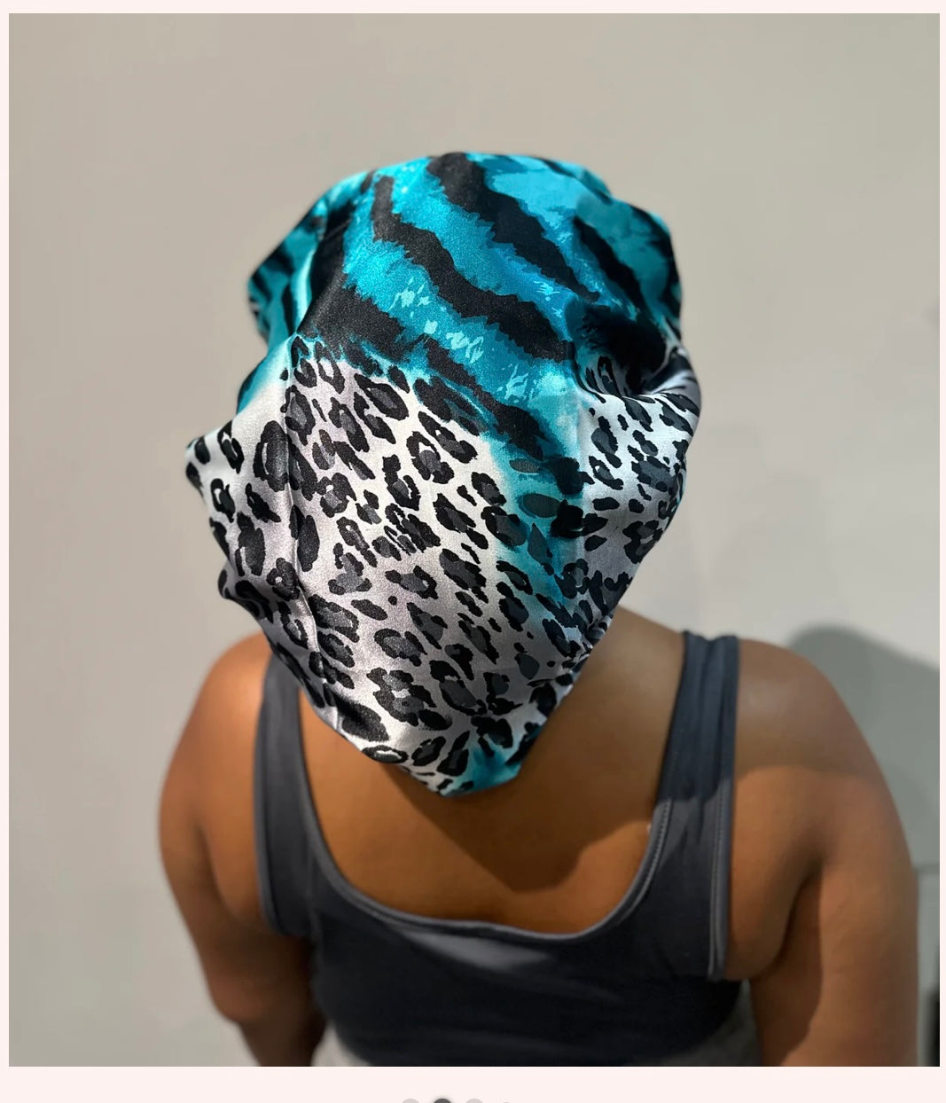 The proud mimi bonnet in blue animal print