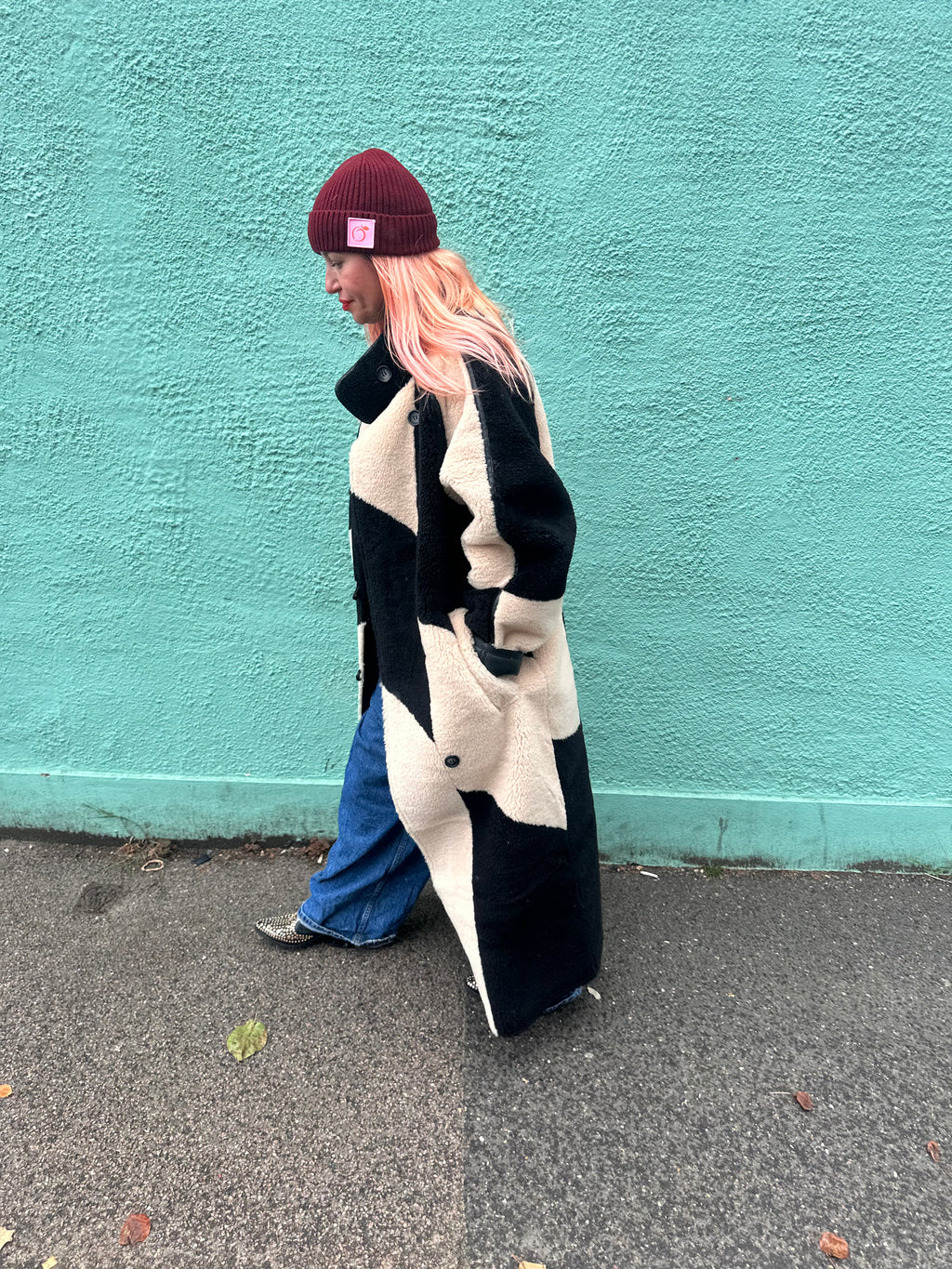 Silky lined beanie in burgandy