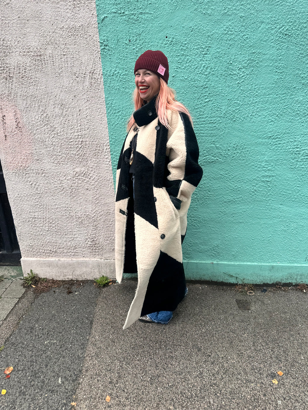 Silky lined beanie in burgandy