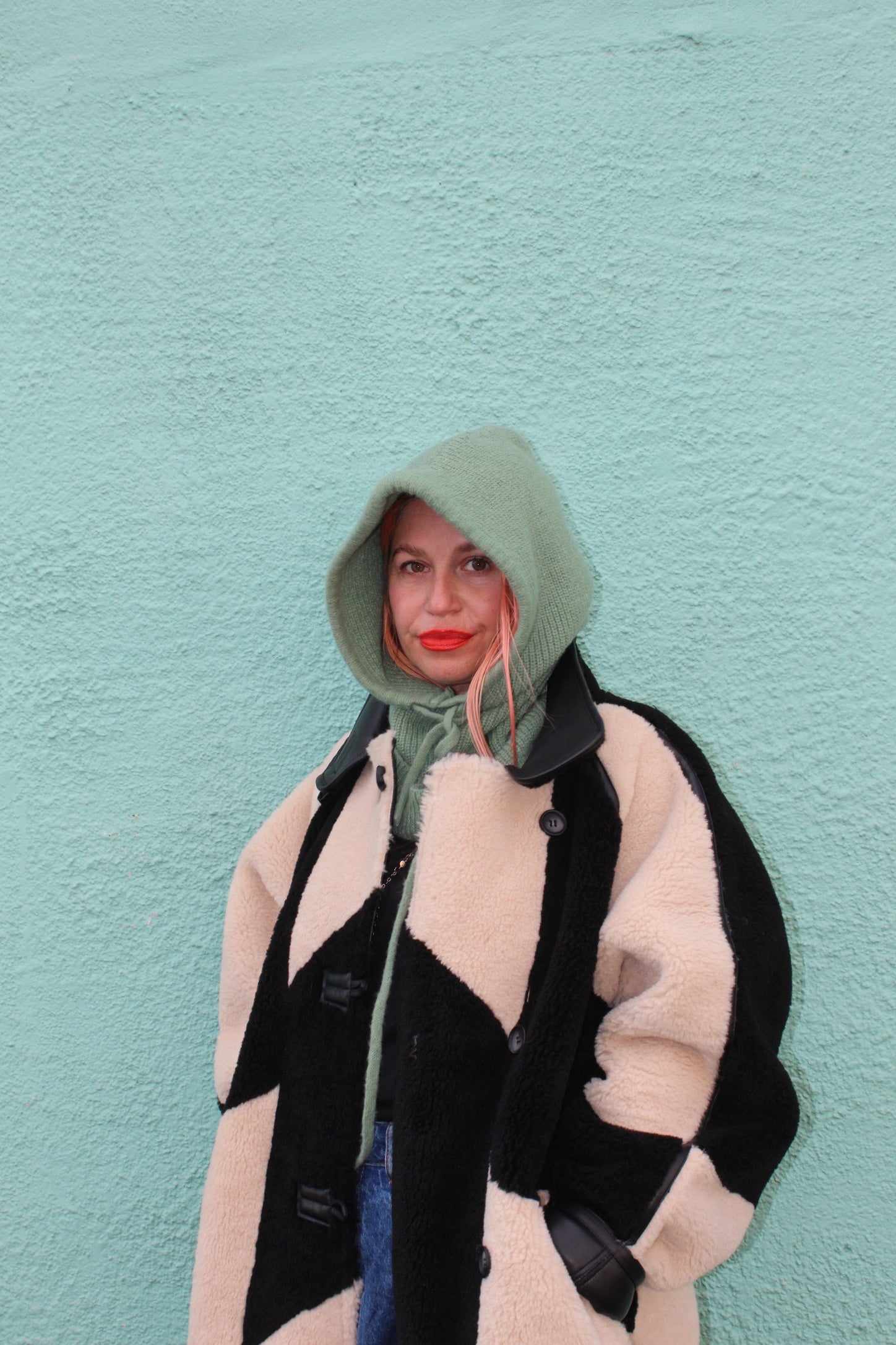 Proud peach silky lined cashmere blend snood in sage