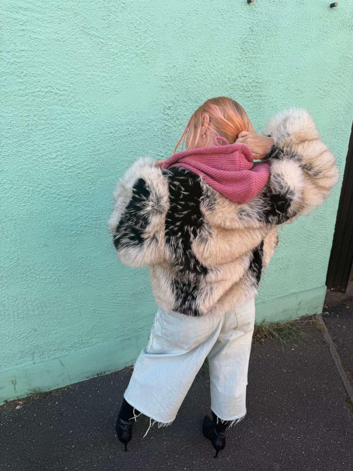 The Silky Lined Hood Scarf in rose pink