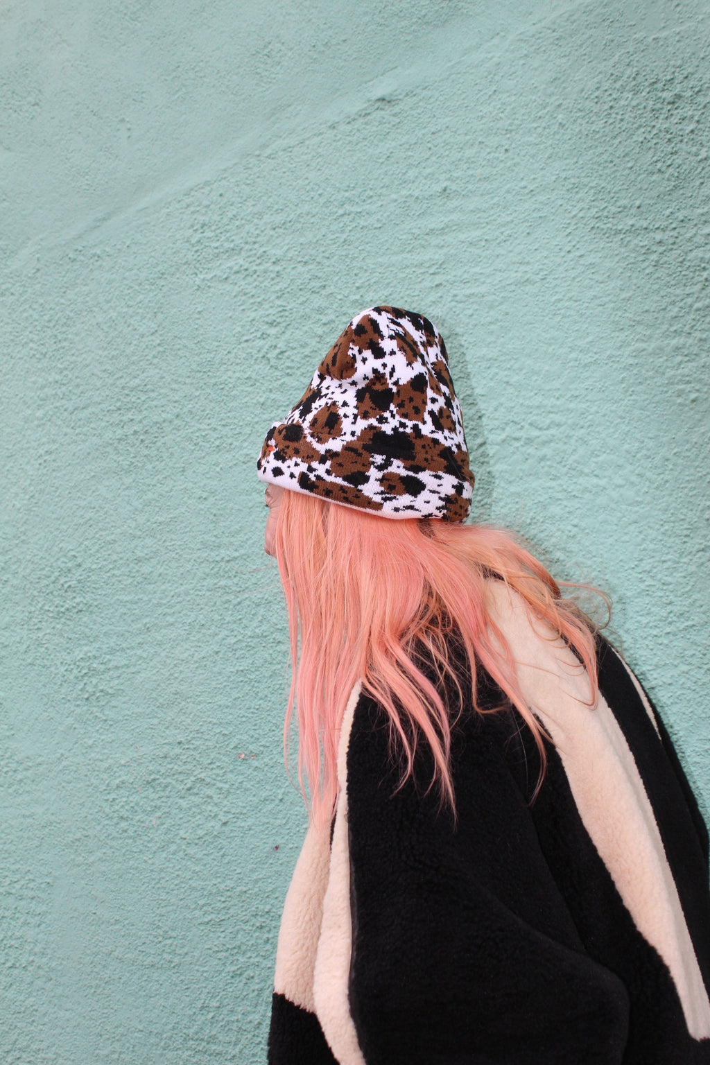 Silky lined beanie in cow print