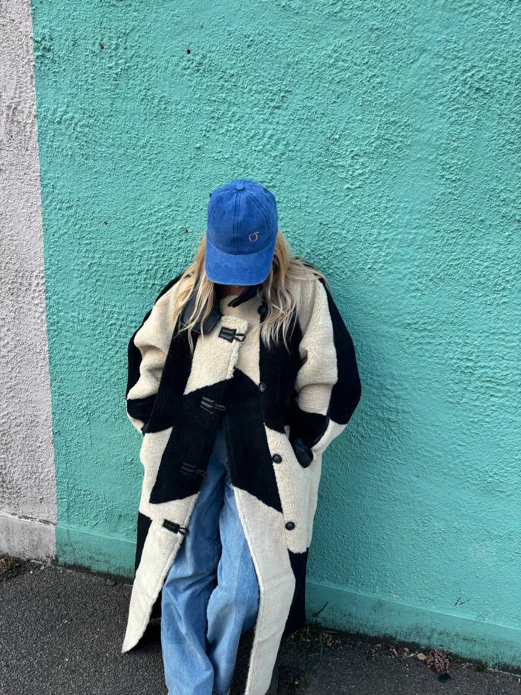 Silky lined baseball cap in midnight blue