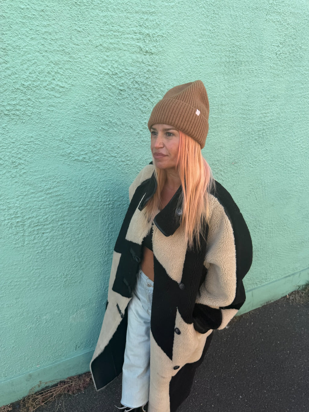 Propud peach 100% merino wool beanie in walnut