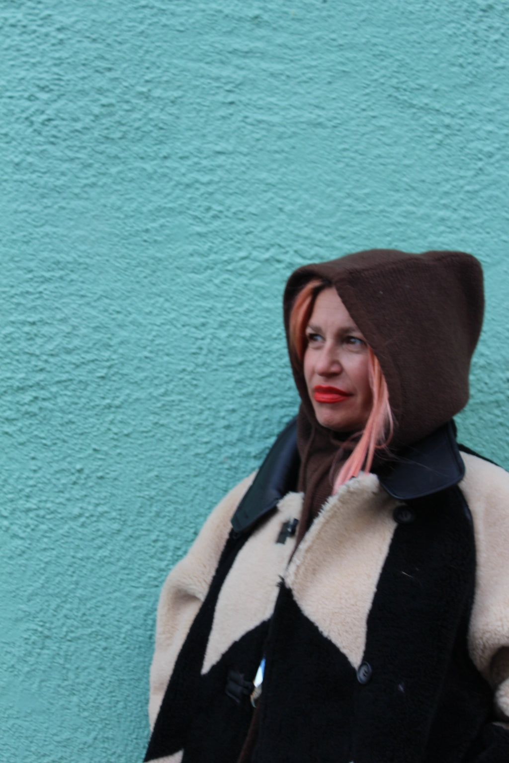 Proud peach silky lined cashmere blend snood in brown