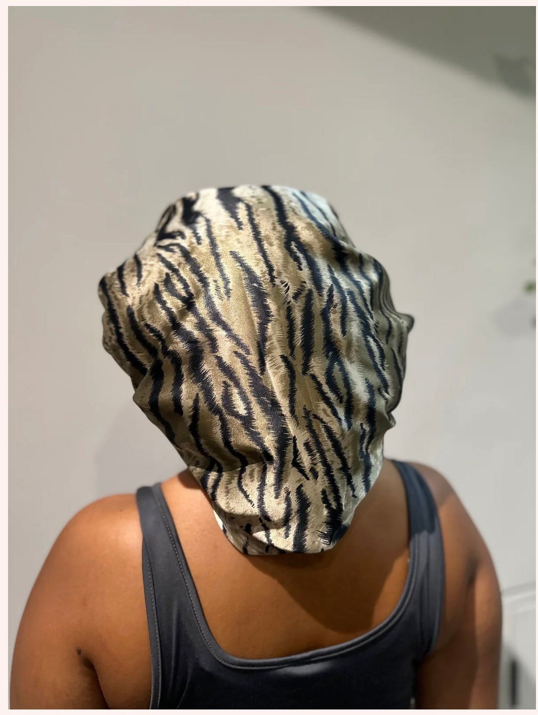The proud mimi bonnet in tiger print